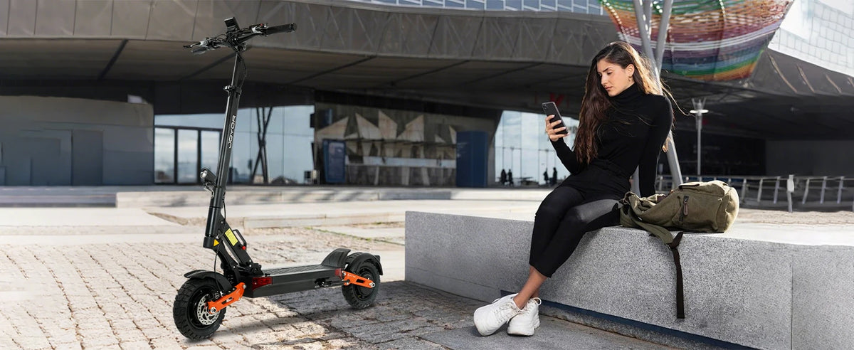 2000W Dual Motor Electric Scooter for Adults With Extended Range