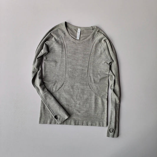 Women’s Yoga Top Seamless Round Neck Long Sleeve Workout Shirt