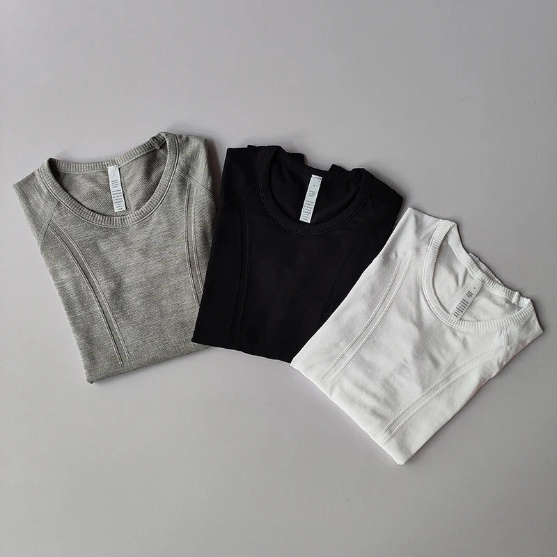 Women’s Yoga Top Seamless Round Neck Long Sleeve Workout Shirt