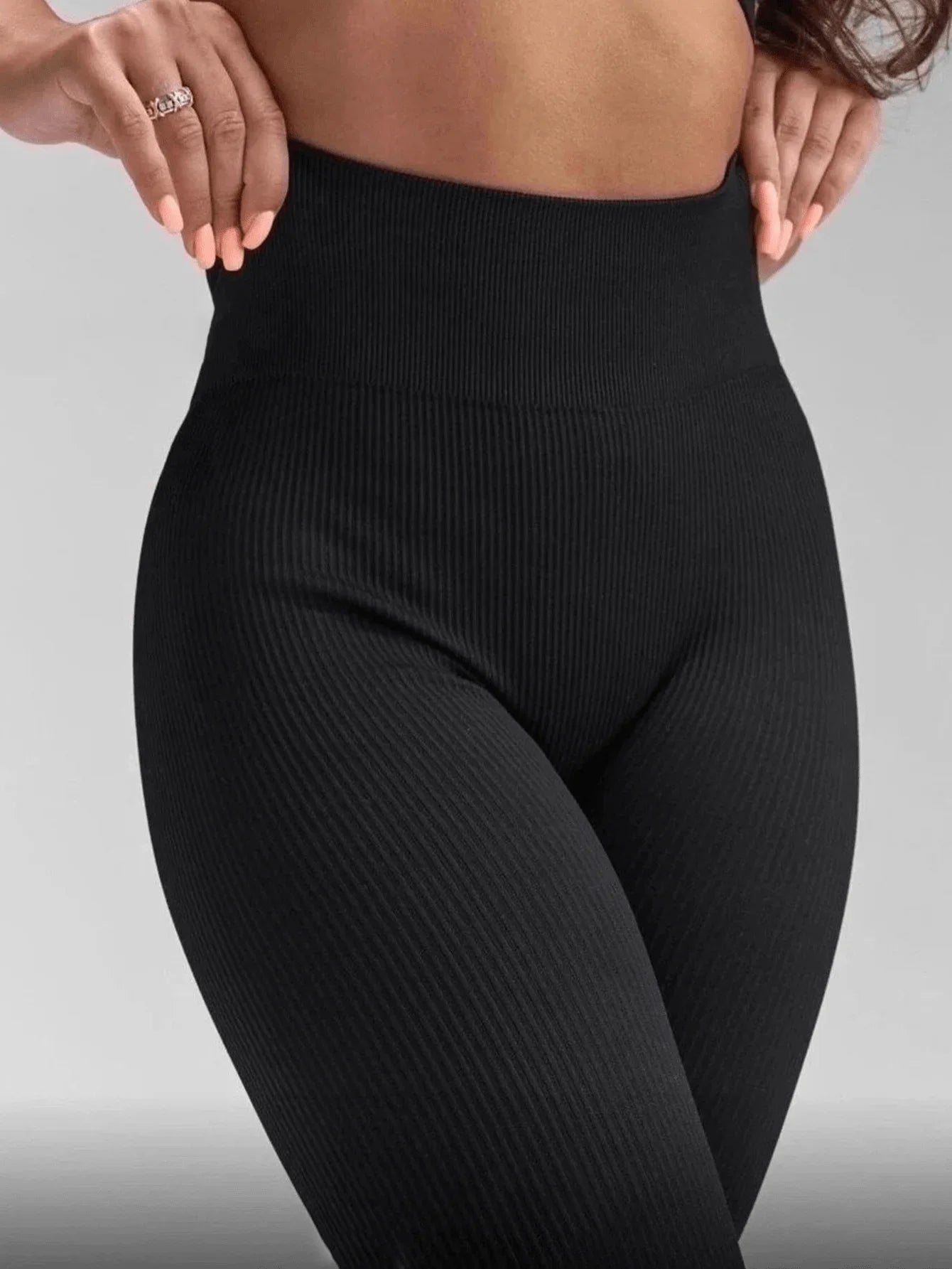 Seamless Yoga Leggings With Tummy Control And Wide Waistband